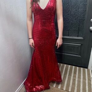 Red Sleeveless V-Neck Prom Gown